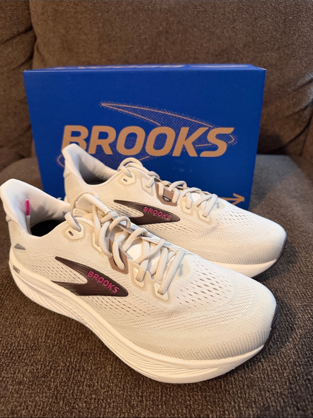 Brooks Ghost 18